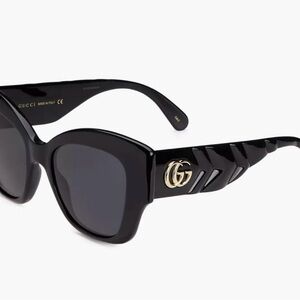 Gucci Women’s Sunglassess